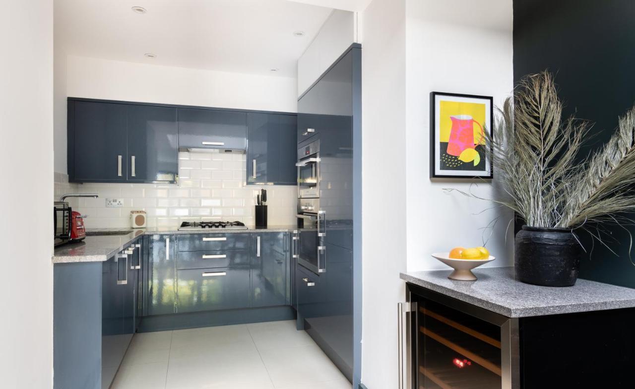 The Heart Of Shepherds Bush - Modern 2Bdr Apartment With Garden London Luaran gambar
