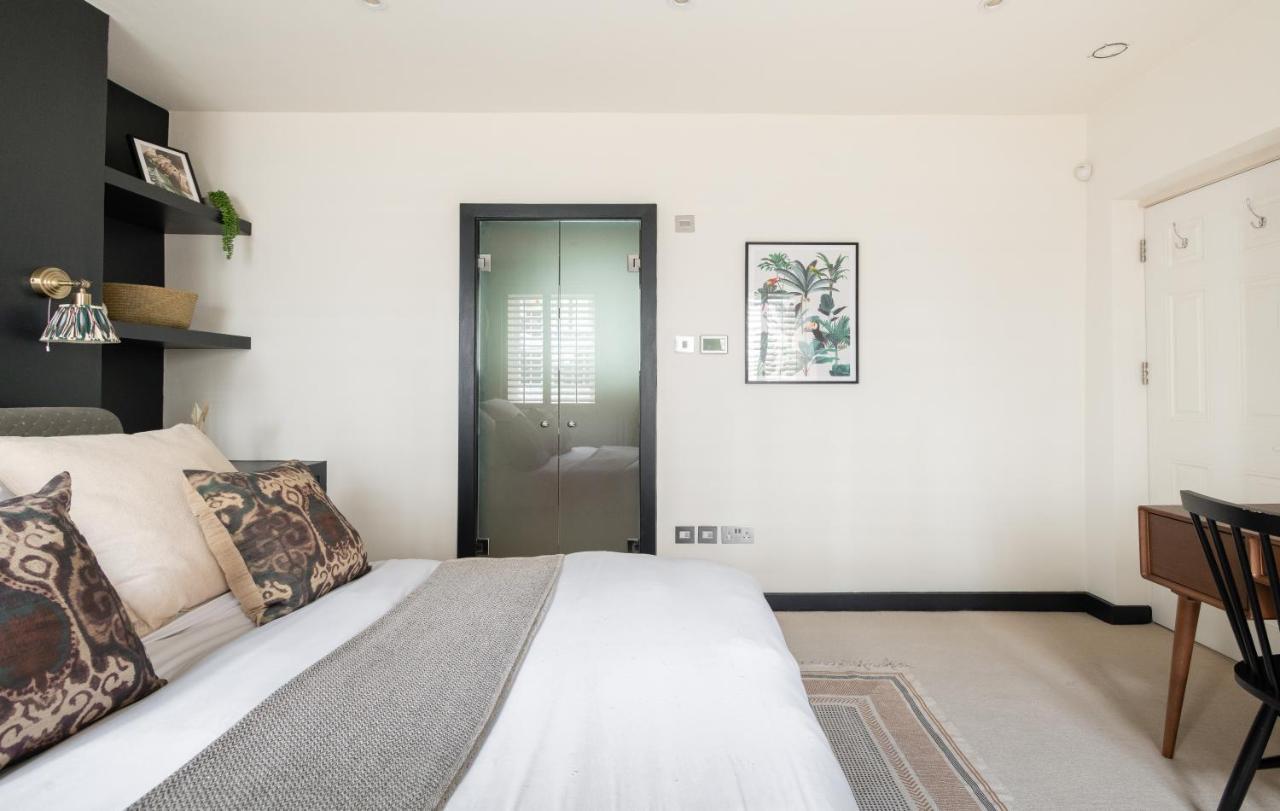 The Heart Of Shepherds Bush - Modern 2Bdr Apartment With Garden London Luaran gambar